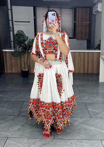Latest Khelaiya Garba Choli