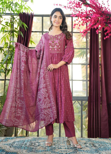 Classic Desinger Embroidered  Suit Set